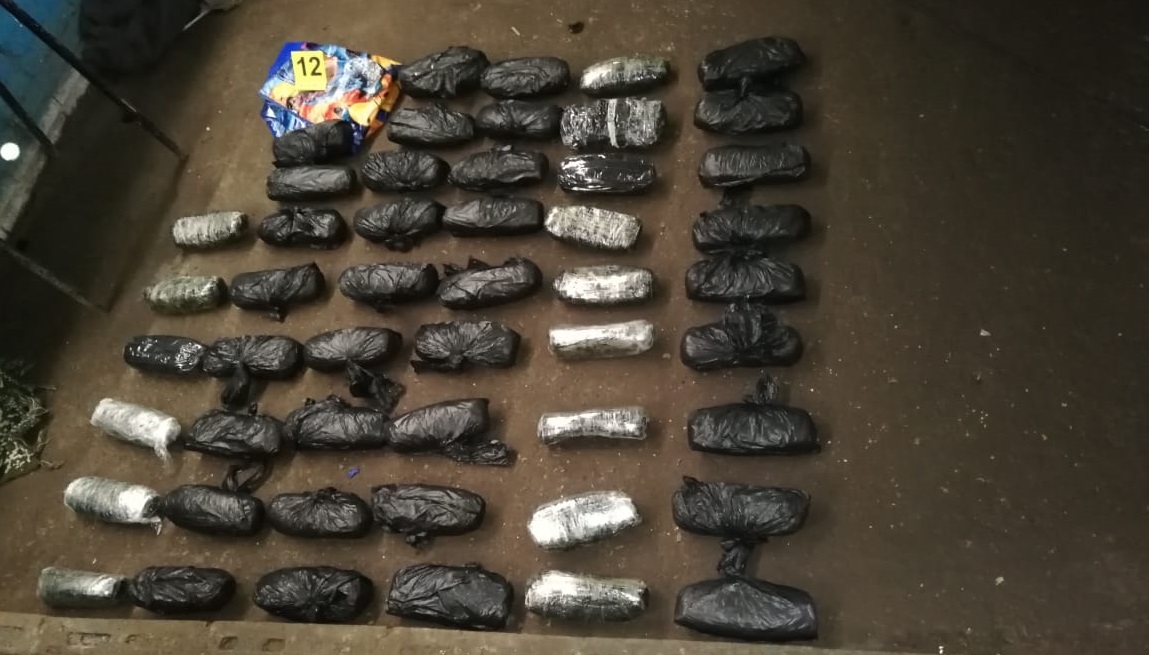 Policías incautan marihuana resguardada en una supuesta iglesia policias-incautan-marihuana-resguardada-en-una-supuesta-iglesia